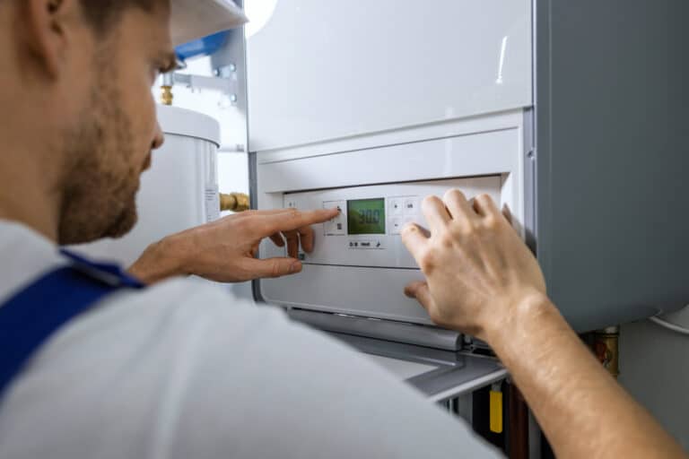 Instalace nového kondenzačního kotle Plynoservis Sekera